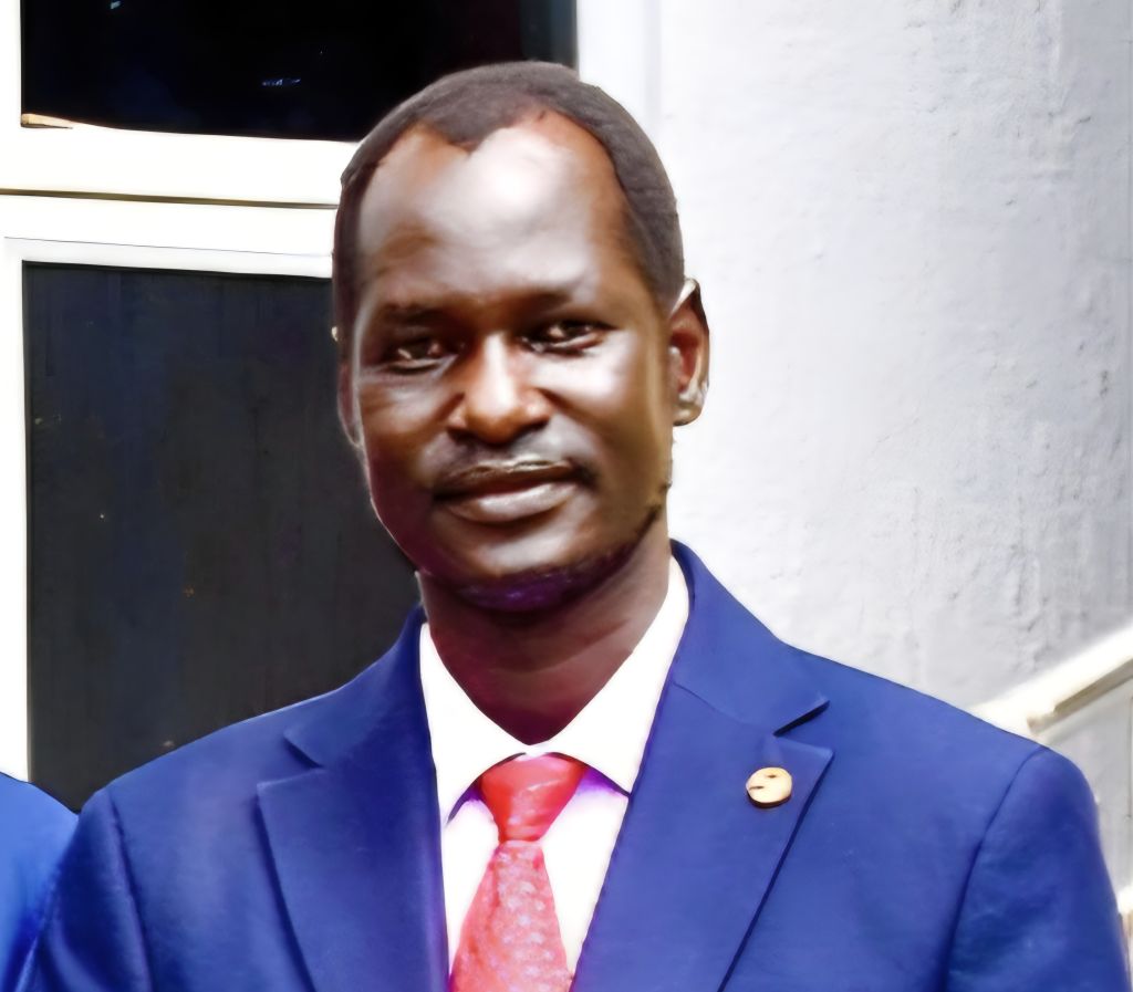 Dr Atem Bul